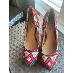 Tribal wedges